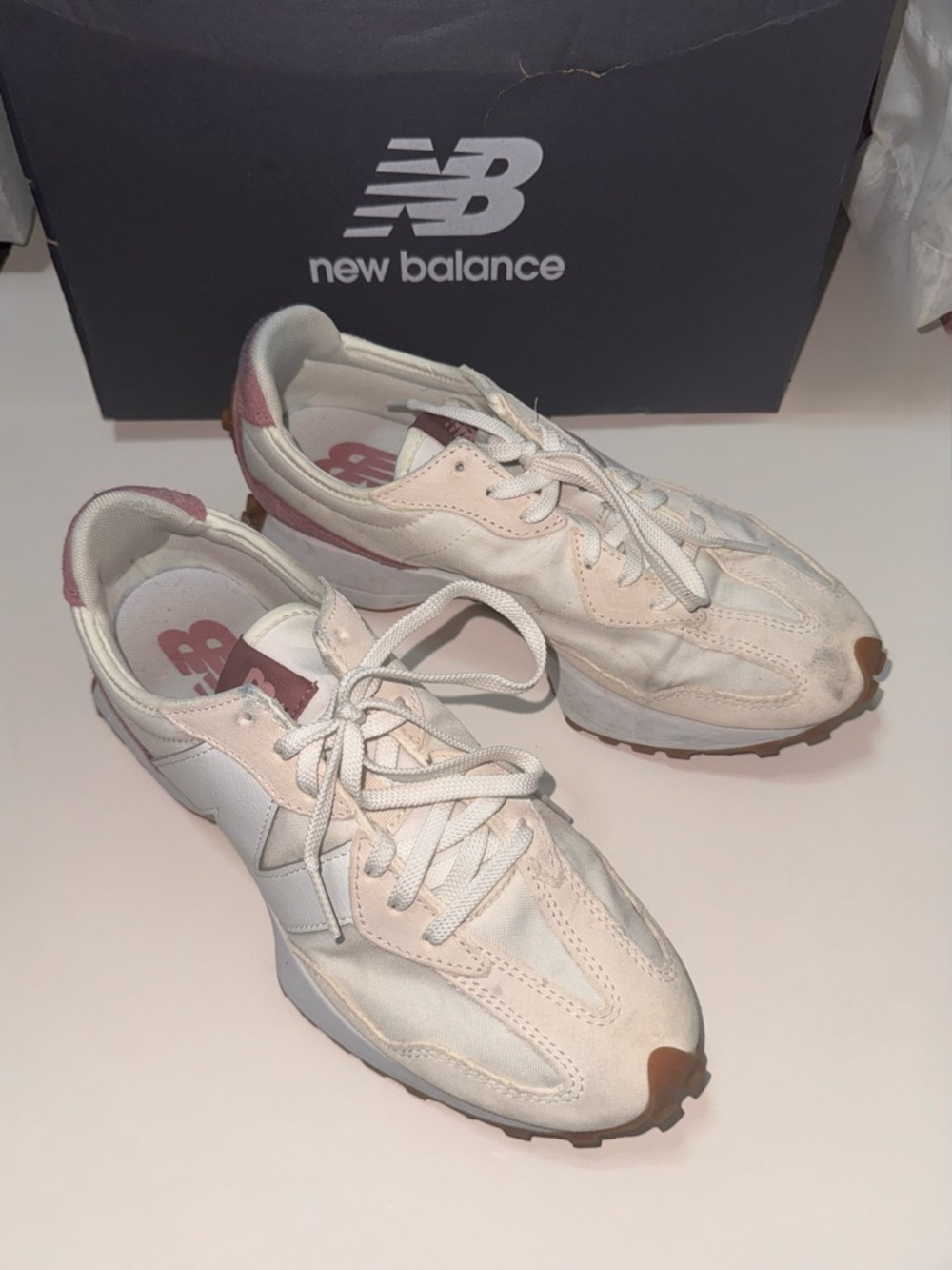 New Balance 327 White and Mauvy Purple  Sneakers - 8.5 - Picture 10 of 10